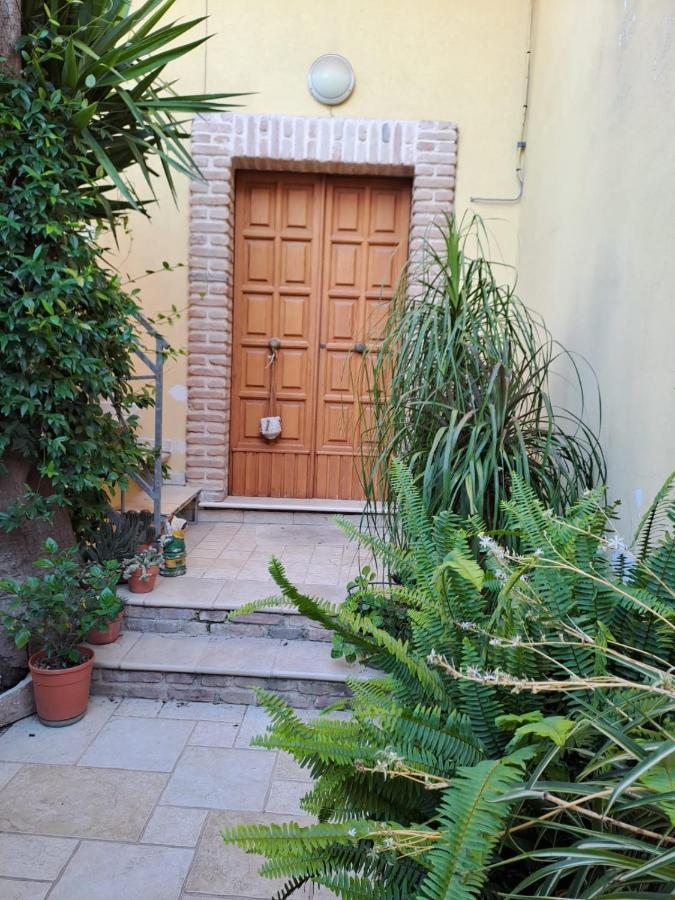 La Casa Del Sole Appartement Sava Buitenkant foto